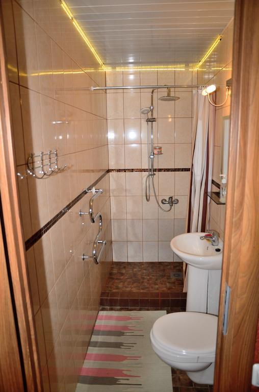 Oti Guesthouse Tallinn Kültér fotó